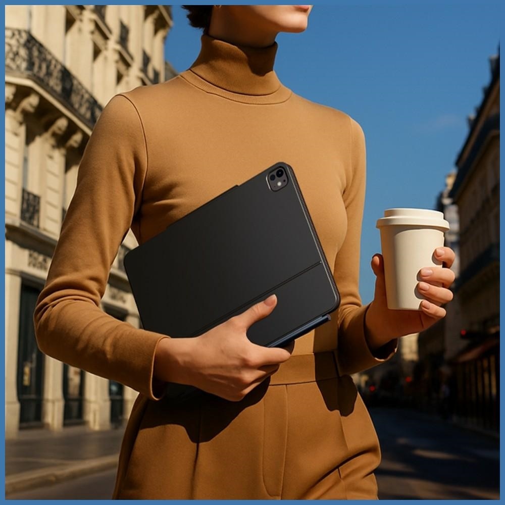 Husa cu tastatura Typecase Edge compatibila cu iPad Pro 13 inch 2024 / 2025, 500mAh, USB-C, Mov