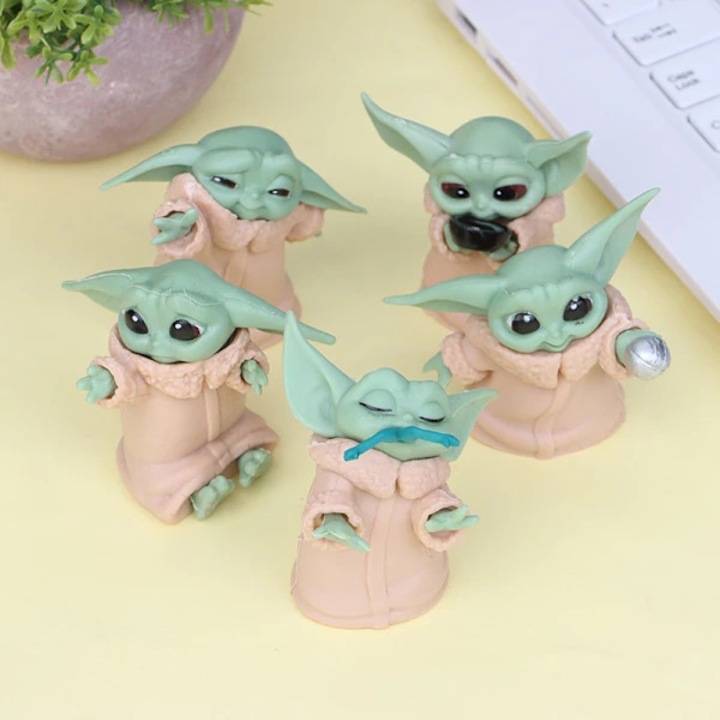 Set 5 bucati, figurine Baby Yoda Grogu Mandalorian, din plastic, calitate inalta, inaltime 6-7 cm, multicolor