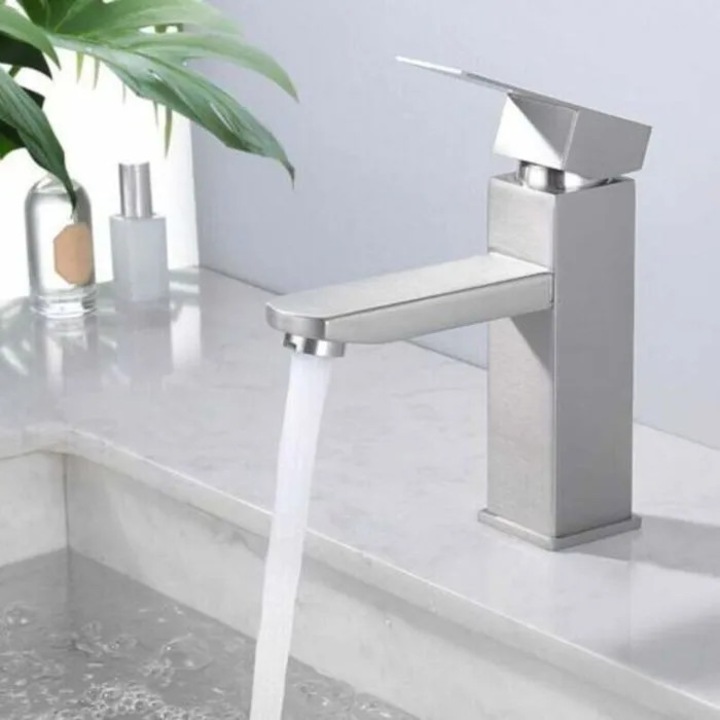 Mosdó csaptelep, egykaros mosdócsaptelep szögletes designnal, rozsdamentes acélból, szálcsiszolt felület, ezüst
