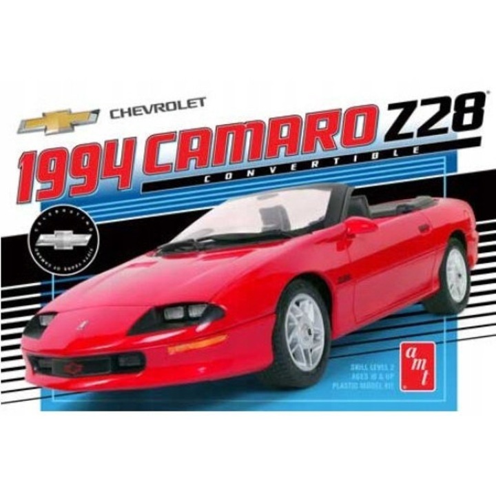 AMT Chevrolet Camaro Z28 Convertible 1994 műanyag autómodell, 1:20 méretarány, krómozott elemek, nyitható motorháztető, részletes alváz, piros, 1 db