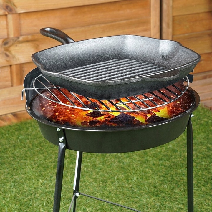Vilde négyzet alakú öntöttvas grill serpenyő fekete szilikon fedővel 28x28cm