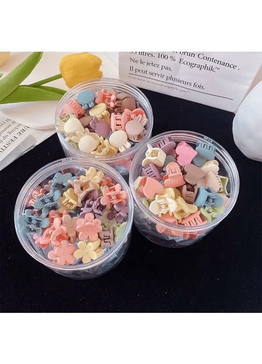 Set clame de par din rasina/plastic cu forme inima, iepuras si floare – 30 bucati, multicolor