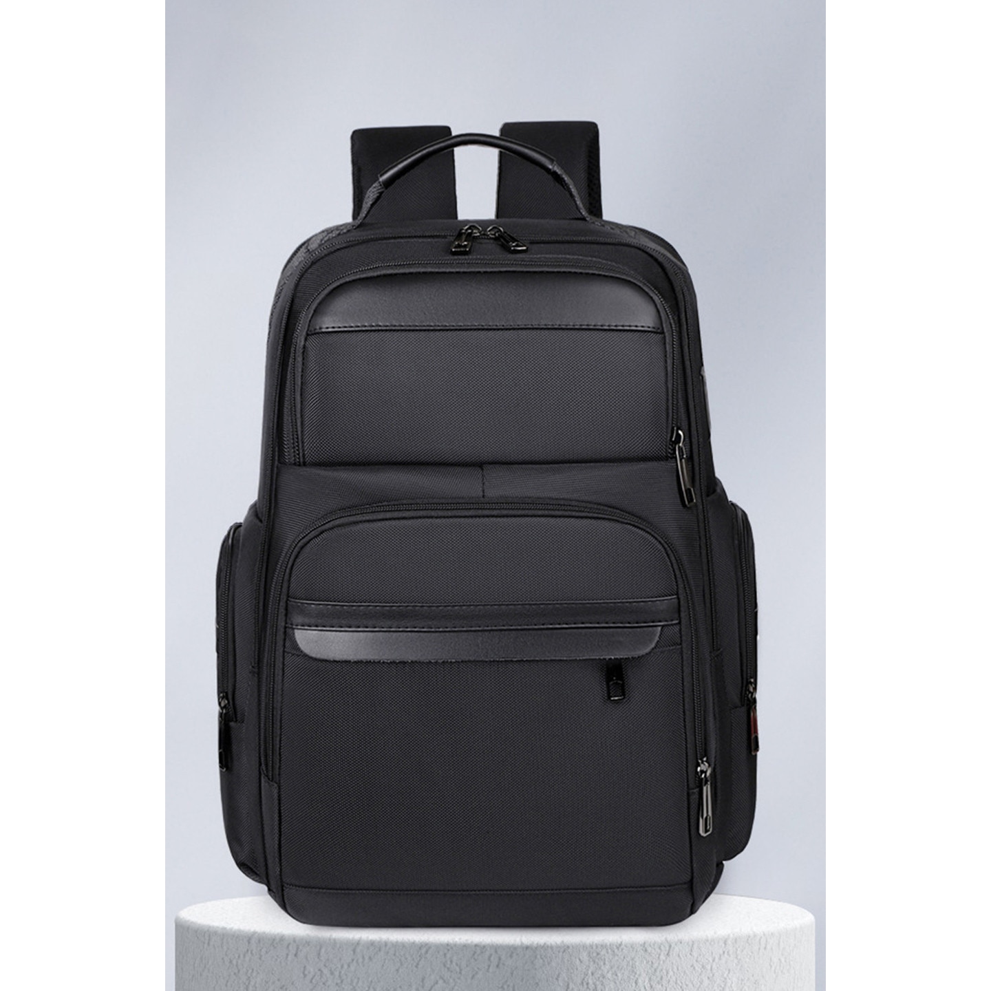 Rucsac business impermeabil 1680D, compatibil laptop 15,6", cu USB-A si Type-C. Se deschide la 180°, are multiple compartimente si este acceptat ca bagaj de cabina. Ideal pentru naveta, calatorii si birou. Design unisex negru, practic si rezistent