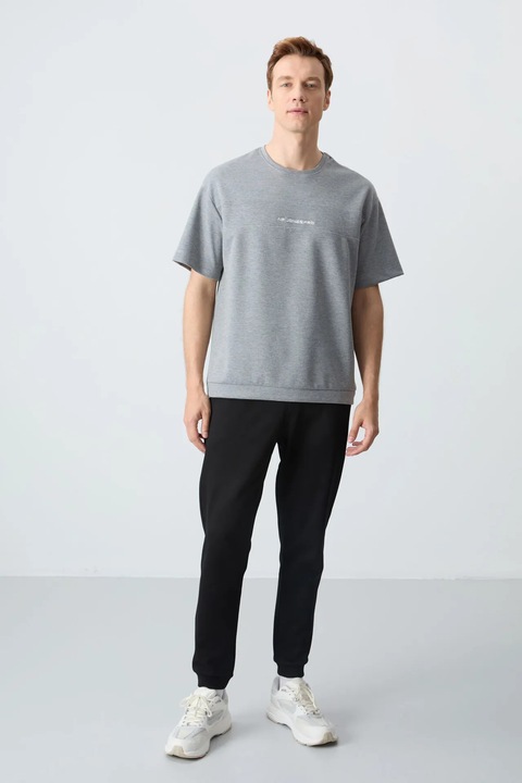Set Trening Lifestyle Barbati, TommyLife, Tricou si Pantaloni Oversized, Gri, Bumbac/Poliester