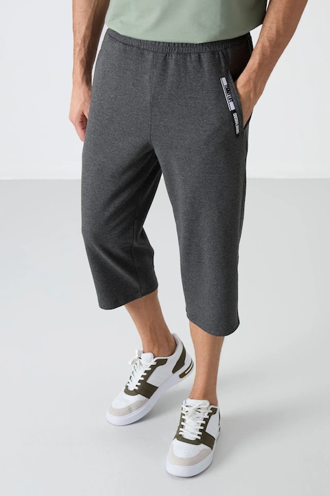 Pantaloni trei sferturi TOMMY pentru barbati cu talie medie, Gri carbune, L INTL