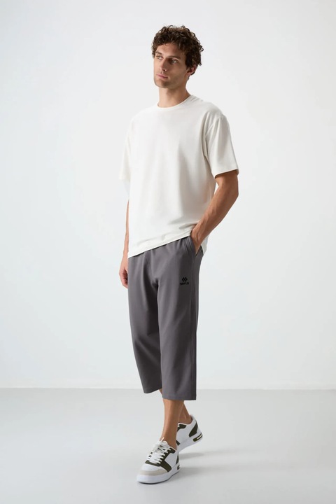 Pantaloni, Barbati, Pantaloni trei sferturi Capri TOMMY pentru barbati cu talie medie si Gri carbune, L INTL