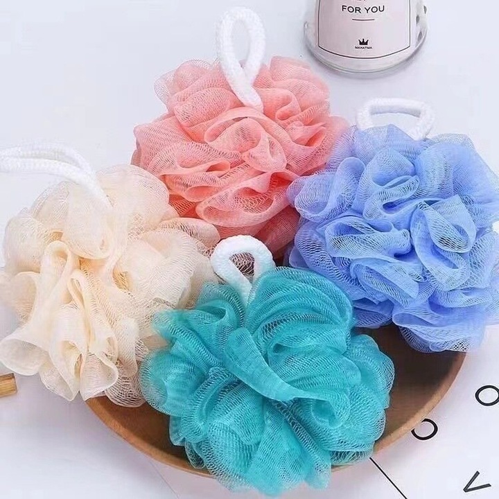 Hálós loofah fürdőszivacs, nagyon habzó, tapadókoronggal és zsinórral, többszínű, 4 darab