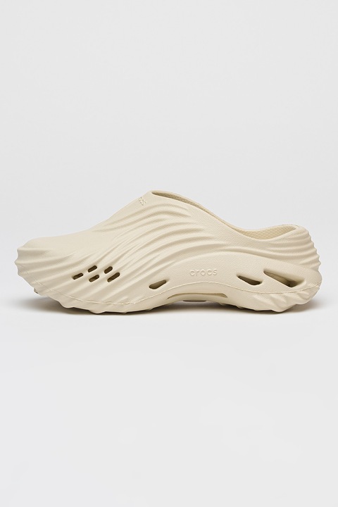 Crocs, Echo Wave texturált uniszex papucscipő perforált részletekkel, Világosbézs, 43-44
