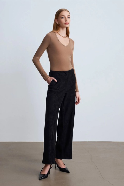 Pantaloni dama, talie inalta, croiala larga, negru, imitatie de piele intoarsa, Negru
