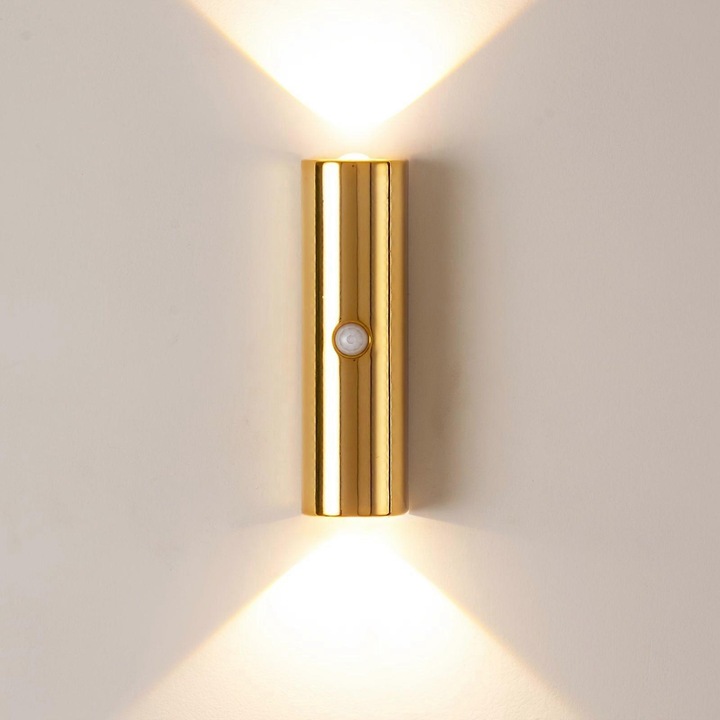 Lampa de perete (aplica) cu senzor de miscare, LED RGB dimabil, USB reincarcabil, finisaj auriu periat, pentru dormitor, hol, birou, auriu