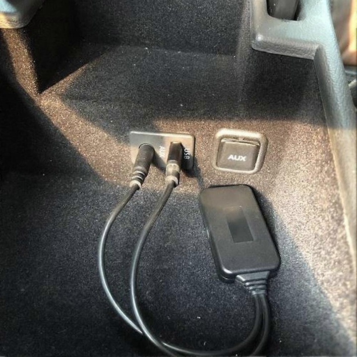 Adaptor Bluetooth auto universal, negru, 20cm, USB si jack 3.5mm