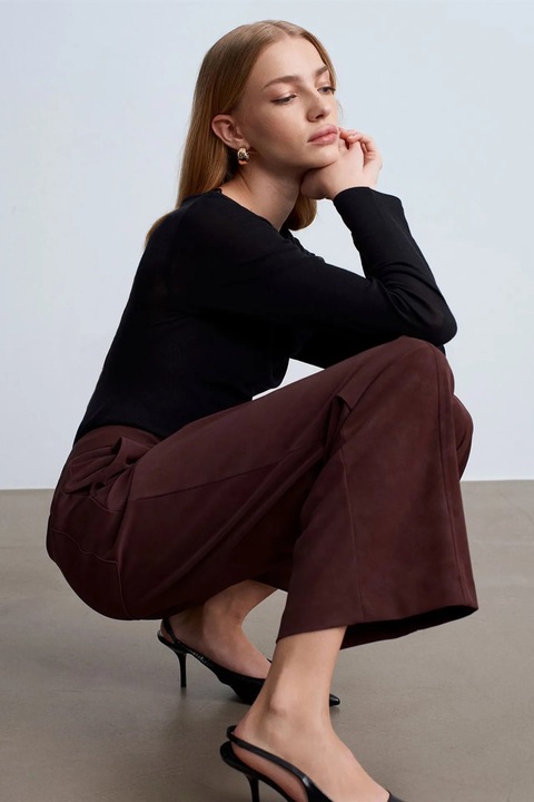 Pantaloni dama, dilvin, cu talie inalta, croiala larga, maro mocha inchis, imitatie de piele intoarsa