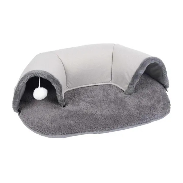 Tunel pat pentru pisici, culcus/tunel din plus, in forma de U, lavabil, talpa antialunecare, cu mingea de joaca inclusa, gri, 86x61x24 cm