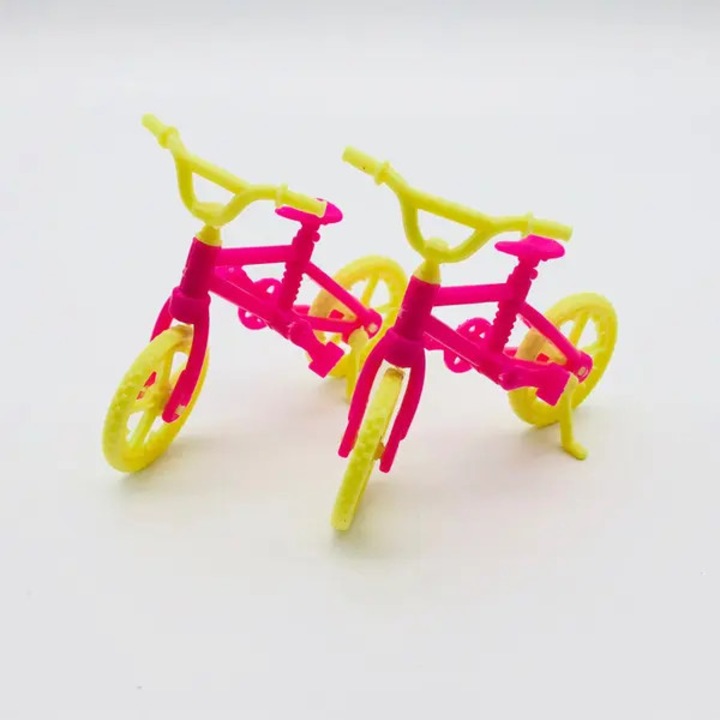 Bicicleta de jucarie pentru papusi, plastic, roz, 3-12 ani