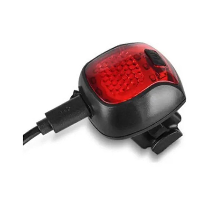 Kerékpár hátsó lámpa USB tölthető fekete piros 5x6x8cm szett