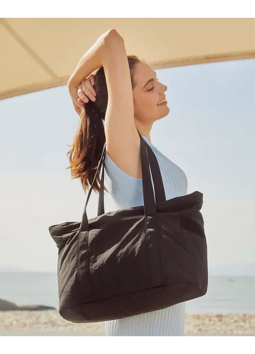 Nylon shopper táska, puha fogantyús válltáska, cipzárral, ultrakönnyű 350 g, 15,6 hüvelykes laptophoz, Spacio, sárgás bézs, 39 x 15,5 x 31 cm