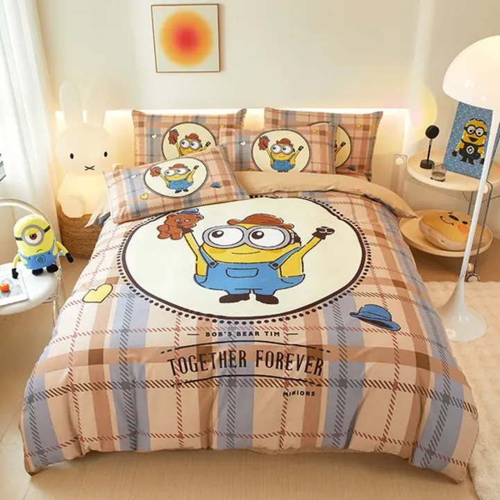 Minions ágynemű garnitúra, paplanhuzat 220x240cm, 2 párnahuzat 50x75cm, 3D nyomtatás, puha anyag, rejtett belső hurkokkal a rögzítéshez, bézs/kék, 3 részes