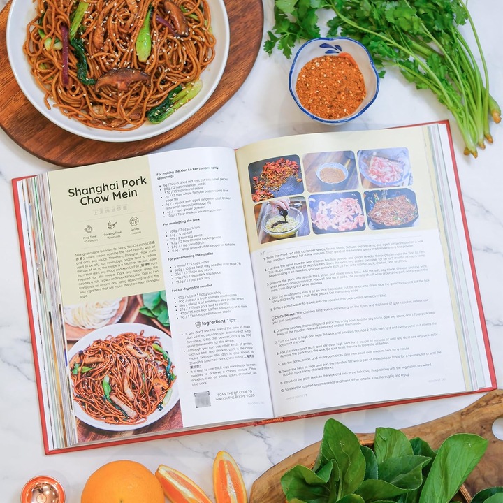 168 Better Than Takeout Chinese Recipes – szakácskönyv (Szerző: Mandy Fu)