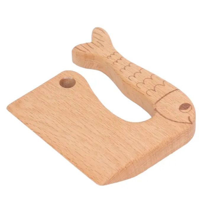 Cutit de lemn pentru copii, taietor fructe si legume, model peste, 20x3cm
