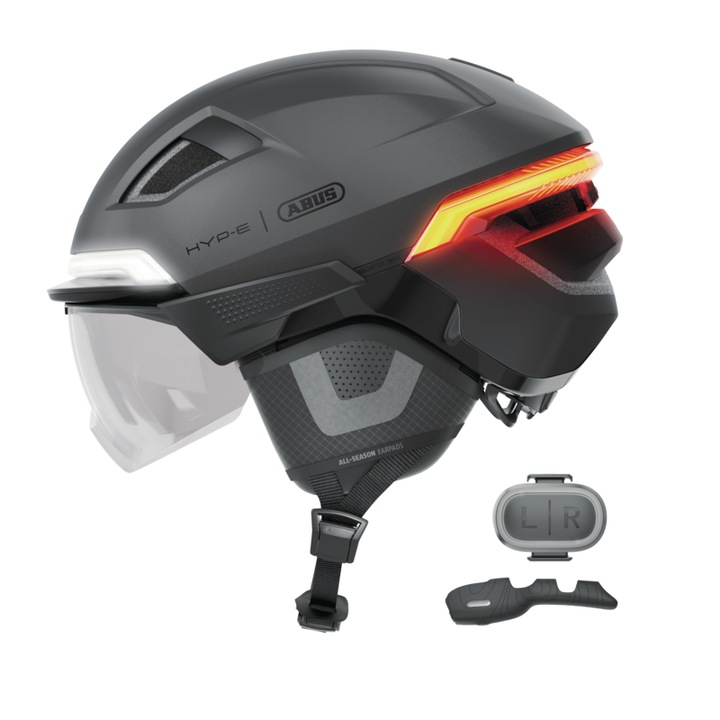 ABUS HYP-E BL.ACE sisak, Volcano Titan S, 51-55 cm, LED világítás, irányjelzők, féklámpa