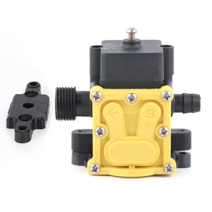 Електрическа водна помпа 12V, тип C, пластмаса, 7x7.5x5.5см, издръжлива, без спиране