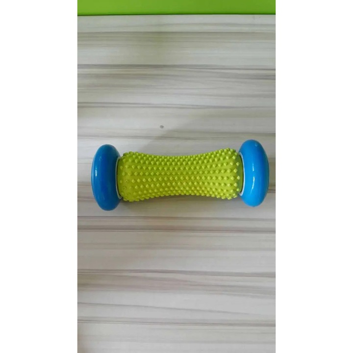 Lábmasszírozó készülék, 2 tüskés golyó, izomfájdalmakra, 7x3x3cm, fekete