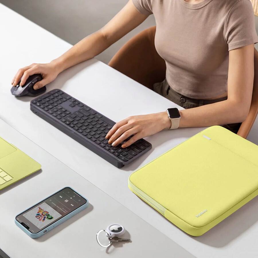 Husa Tomtoc Defender A13 compatibila cu Macbook Neo 13 inch 2026, Citrus