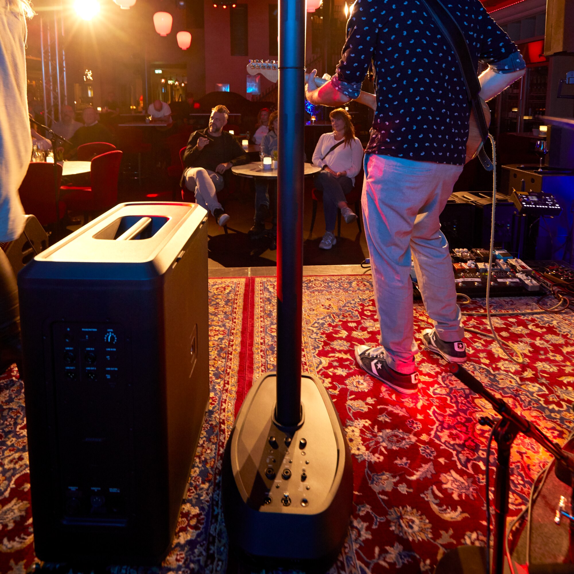 Sistem audio Bose L1 Pro32 Portable Line Array System, Bluetooth, mixer integrat, negru