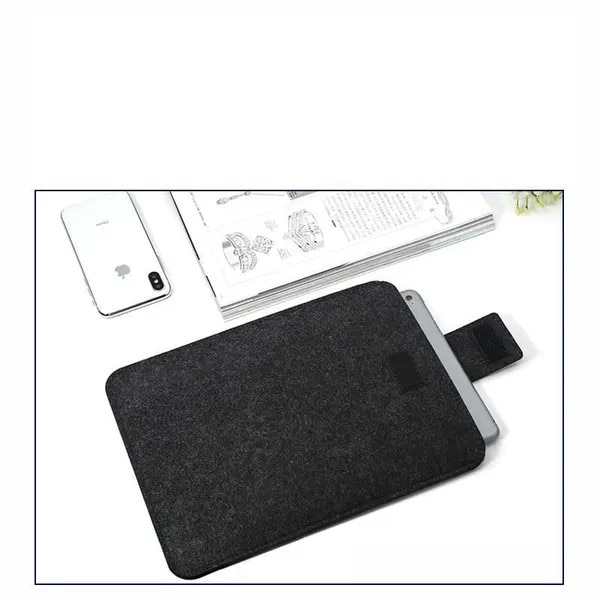 Husa pentru laptop din fetru de lana, cu inchidere Velcro si protectie groasa, compatibila cu MacBook Pro/MacBook Air 13", gri/antracit, 34 x 25 cm