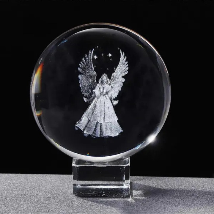 Glob decorativ din cristal 3D cu gravura laser, 6cm, transparent, cu baza din cristal
