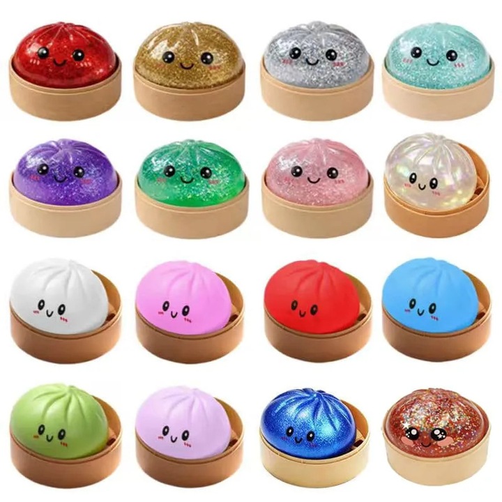 Антистрес играчка squishy зелена кифла със златен прашец 10x10cm