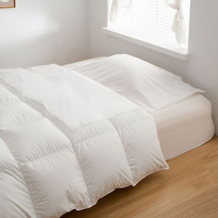 Sac de dormit de unica folosinta, dimensiuni single si dublu, material nontesut, alb, 120x200cm si 200x220cm