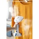 Aparat de calcat vertical cu abur DOMO, debit de abur 30 g/min, capacitate rezervor detasabil 220 ml, timp de incalzire rapid (25 secunde), igienizare eficienta, talpa din otel inoxidabil, indicator luminos functionare, indicator nivel apa, albastru