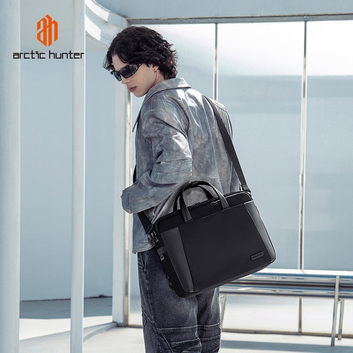Geanta umar Arctic Hunter GWB00848, 9L, negru, 41.5x7x31cm