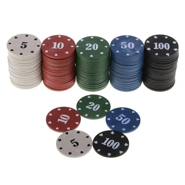 100 db többszínű műanyag pókerzseton készlet 4x0.3cm