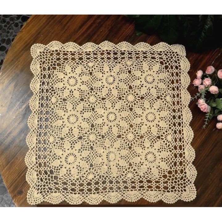 Kézzel horgolt pamut asztali futó, bézs, 68cm