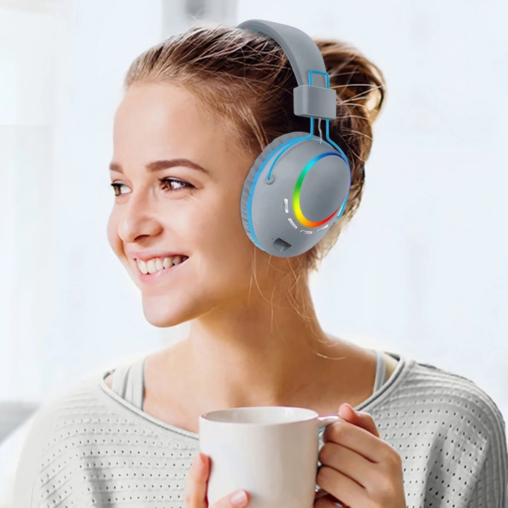 Bluetooth gaming fejhallgató, térhatású hangzás, zajszűrős mikrofon, RGB világítás, kék, 18.5x15x7.5cm