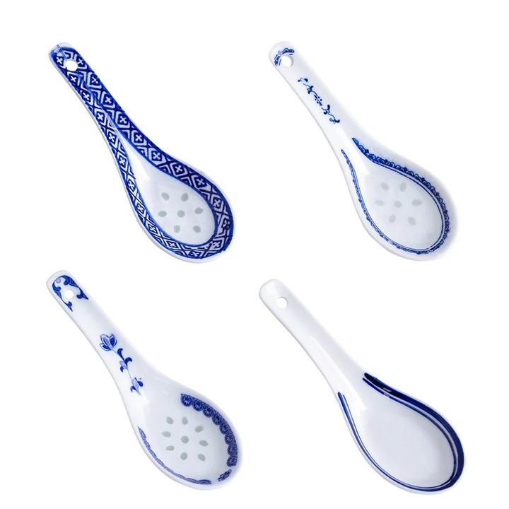 Linguri pentru supa ceramice ZYBLSSBB set 4, cu gauri pentru scurgere, decor albastru pe fond alb, 13,5 x 4,5 x 2 cm