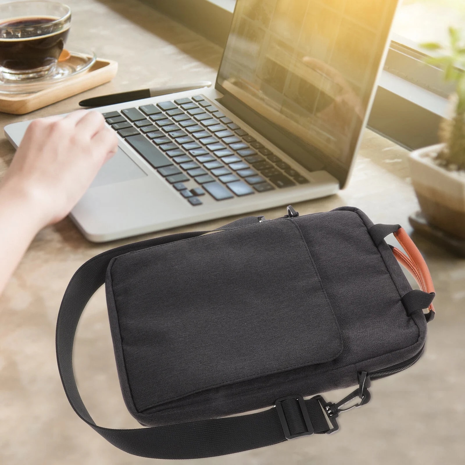 ZYBLSSBB, husa geanta pentru laptop din poliester cu bretea reglabila si maner, model LSM2xh1944-BCS0137950, gri inchis, 34 x 25 x 4 cm