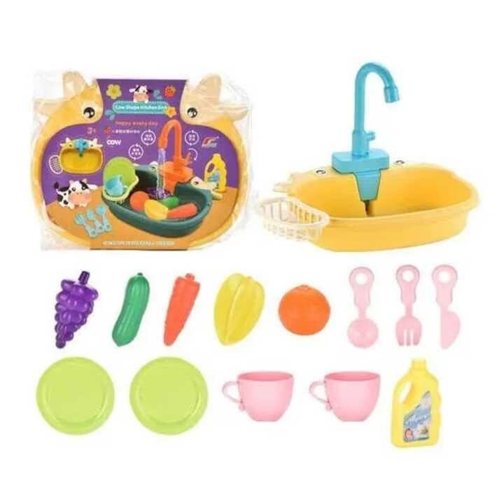 Детска мивка за игра във формата на крава с течаща вода и аксесоари Cow Shape Kitchen Sink