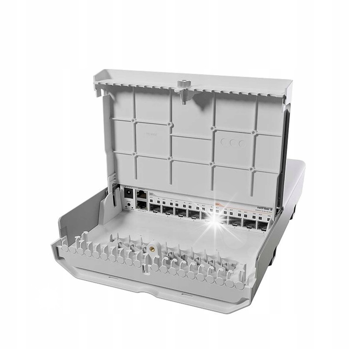 Управляем суич MikroTik CRS310-1G-5S-4S+OUT бял 304x212x71mm