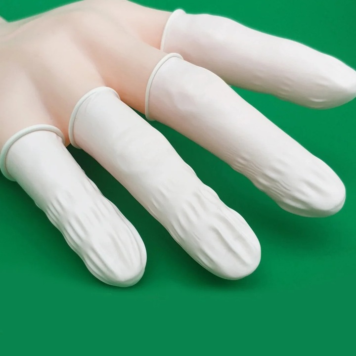 550 darab fehér latex ujjvédő készlet 6.5x2.6x2.6 cm