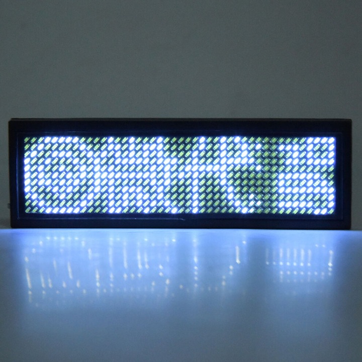 LED значка с превъртащо се съобщение, синя, 9.3x3см