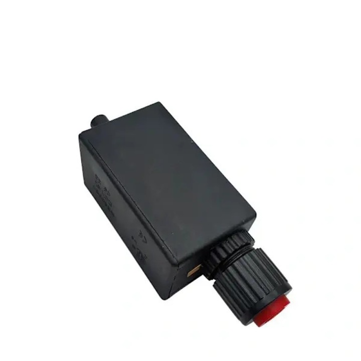 Elektronikus gyújtásmodul gombbal, fekete, 103x38x33mm