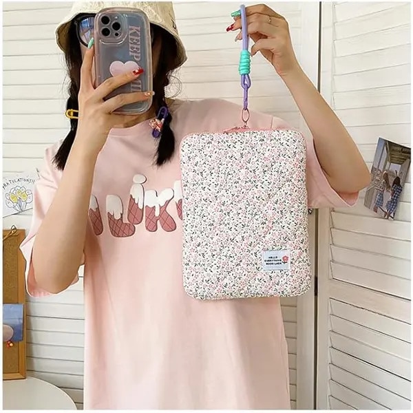 Husa laptop 13 inch roz kawaii cu buzunare multiple