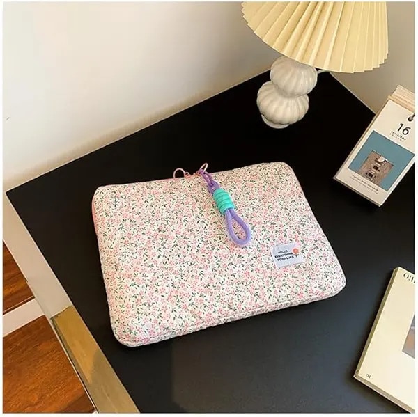 Husa laptop 13 inch roz kawaii cu buzunare multiple