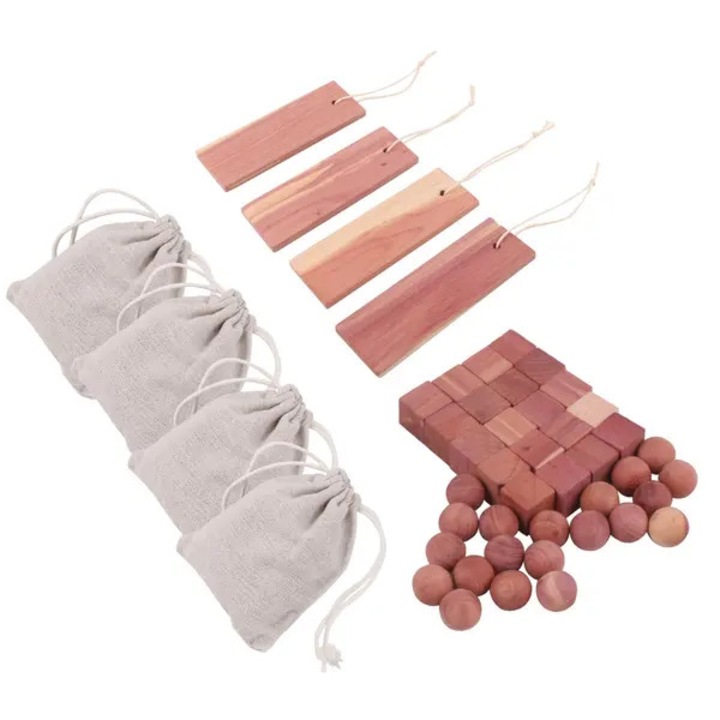 Blocuri si placi din lemn de cedru pentru dulap FD-k0544-260828-777, protectie anti-omizi si absorbanta de umiditate, cu saculeti, natural, 40 buc.