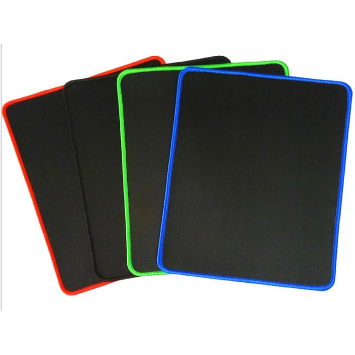 Set 4 Mousepad YANYXR gaming, rezistent apa, negru rosu verde albastru, 26x21x0.3cm