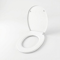 Capac WC Sanit-Plast Asturia, Cu Inchidere Lenta Soft-Close si Sistem Easy Clean, Polipropilena, Compatibil cu Toalete Universale, Montaj Rapid, Usor de Curatat, Ergonomic si Estetic, Alb Lucios