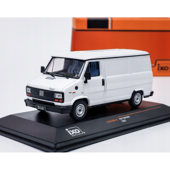 Ixo Fiat Ducato 1982 fehér 1:43 modellautó